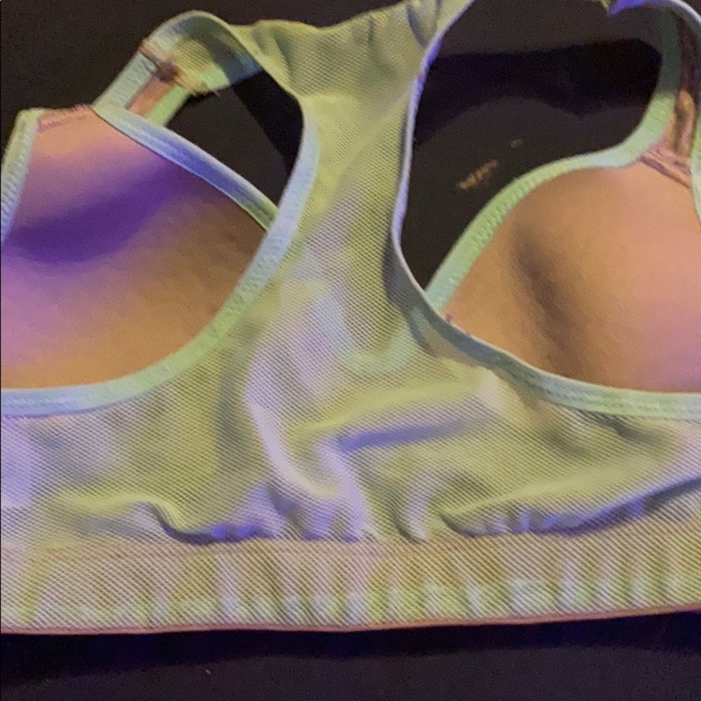 Sports bra - Picture 2 of 4